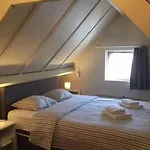 Mit Pool By Interhome Holiday home De Panne